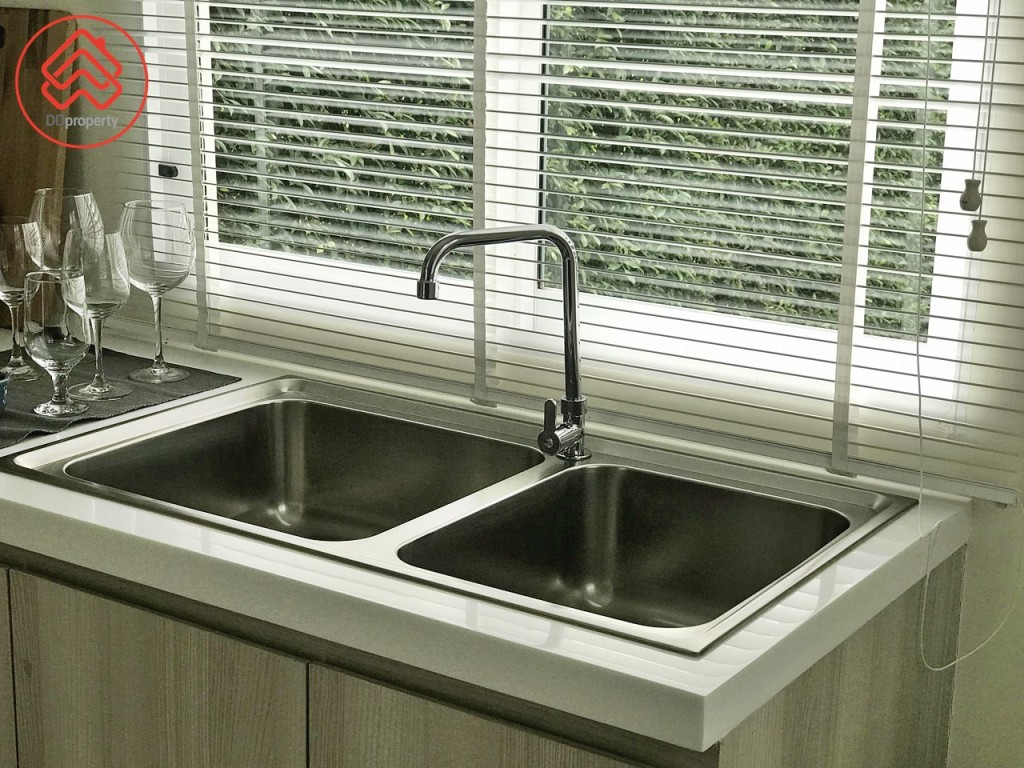 Passorn Theparak-Bangna Paradiz Poem_4823