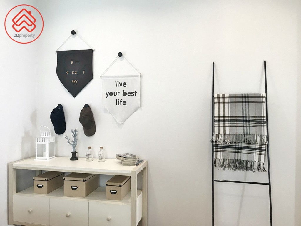 Passorn Theparak-Bangna Paradiz Poem_4854