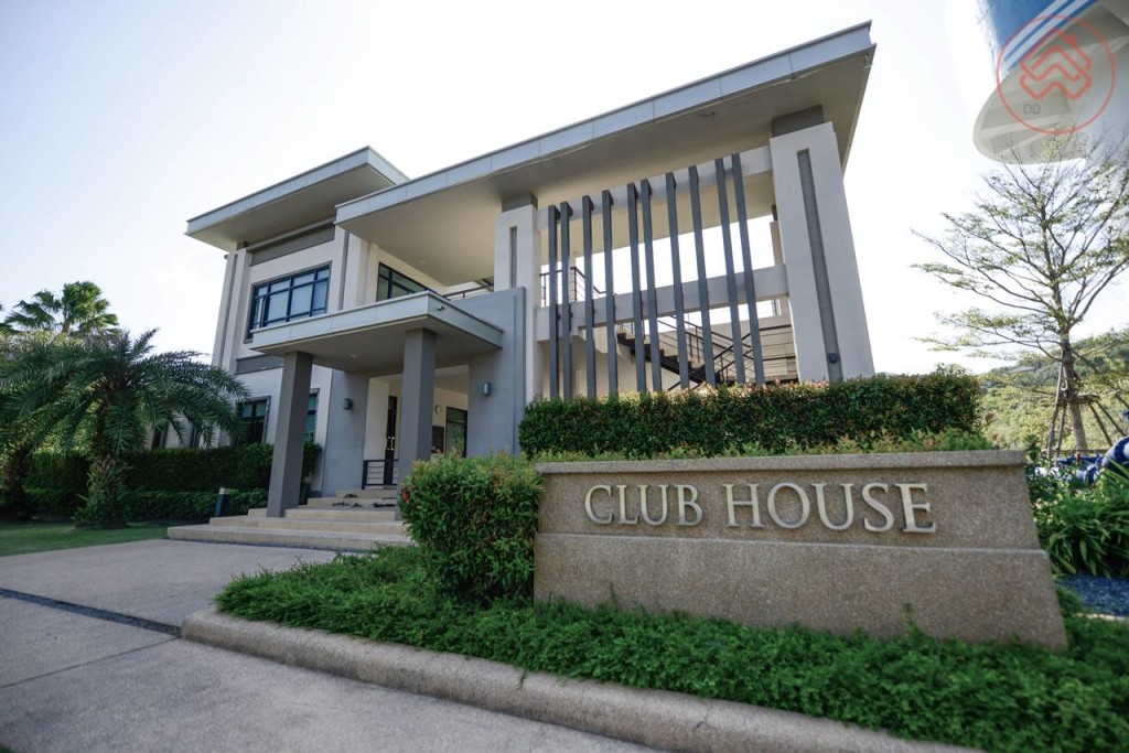 The Palm Edited (47)