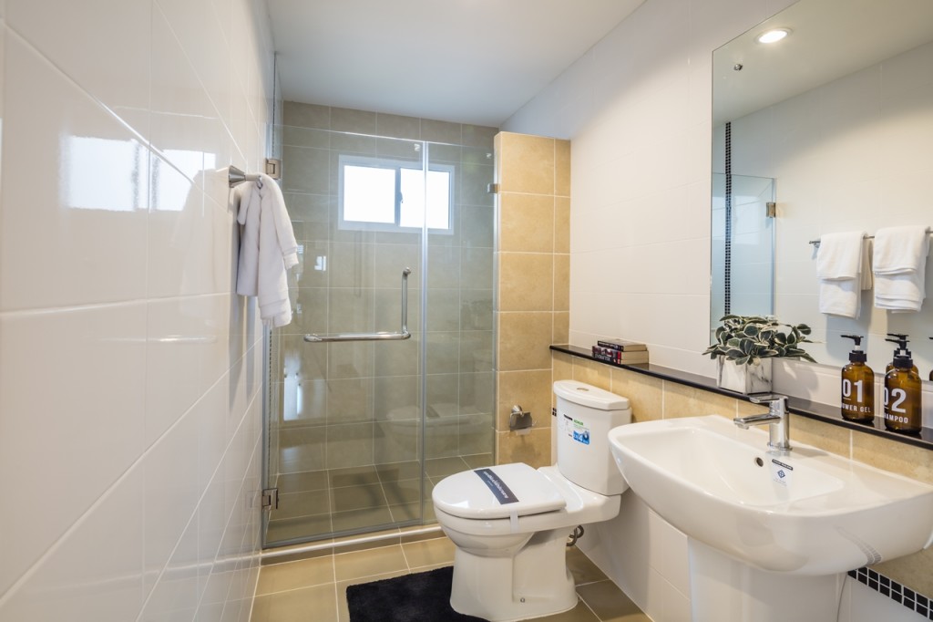 Passorn Prestige Jatuchot_Watcharaphon_Paradiz_06