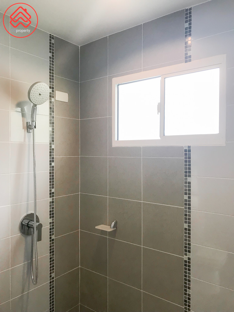 The Plant Theparak_bathroom_06