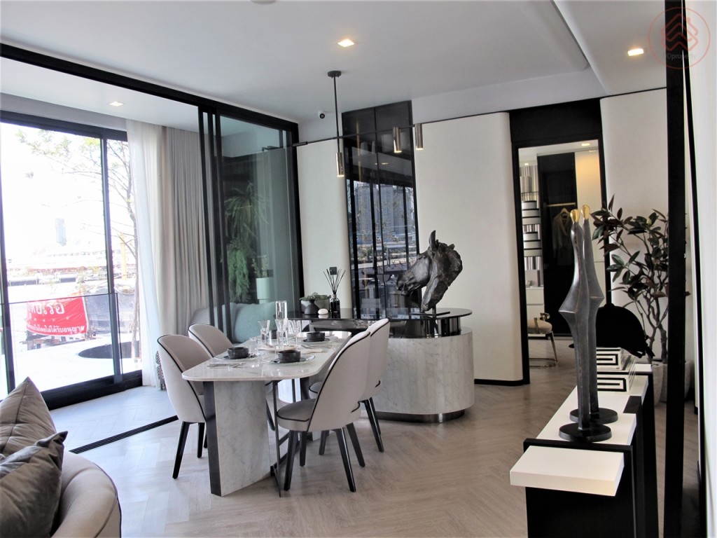 Chapter_Charoennakhon_Riverside38