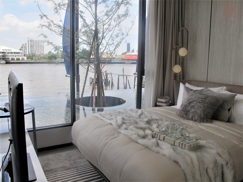 Chapter_Charoennakhon_Riverside62