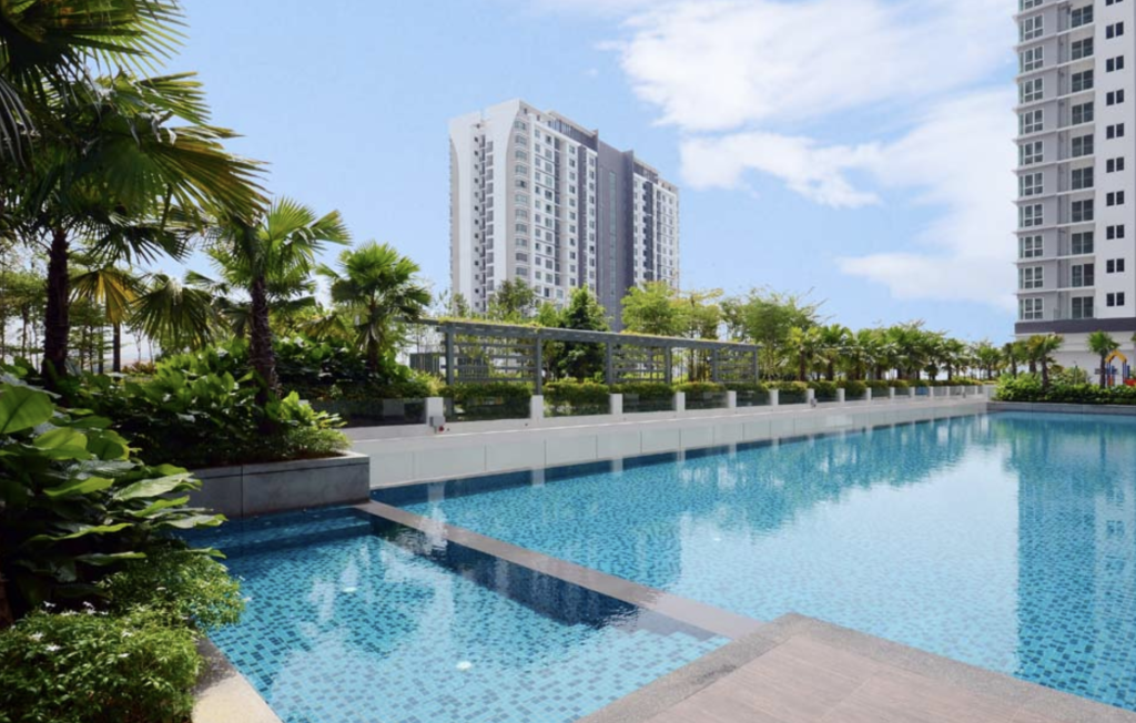 The freehold development has a long list of facilities like a swimming pool. 