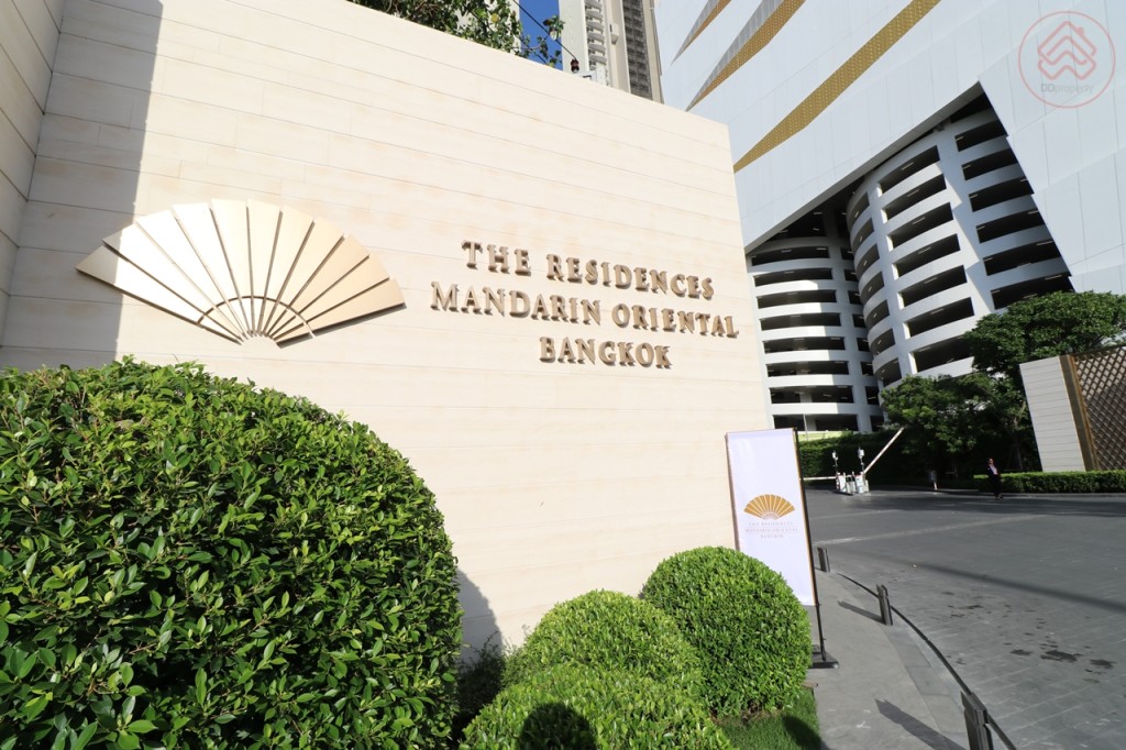 12_The_Residences_at_Mandarin_Oriental_Bangkok_Front