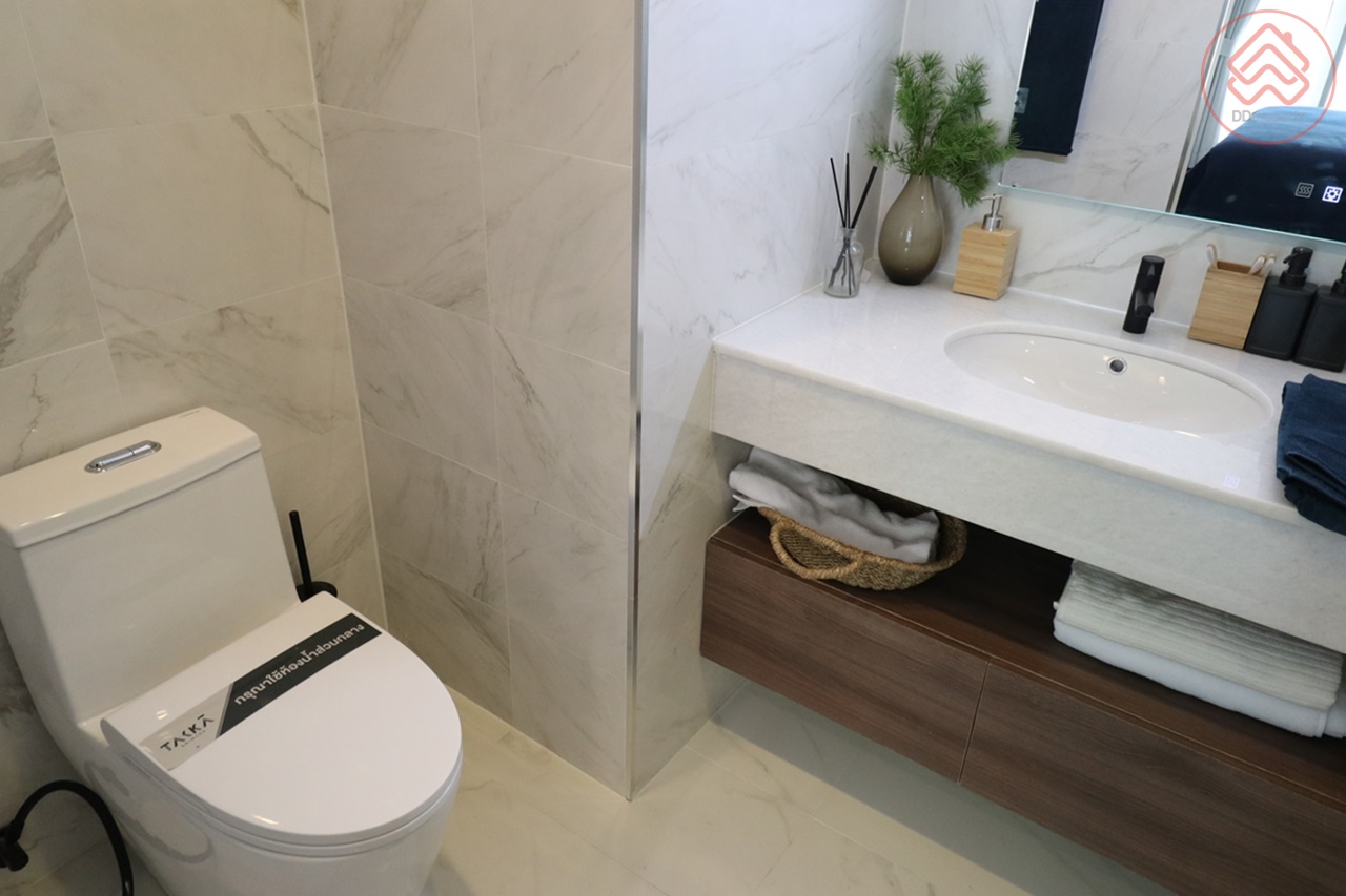 TAKKA Sriwara_035 ตรรกะ ศรีวรา ห้องตัวอย่าง