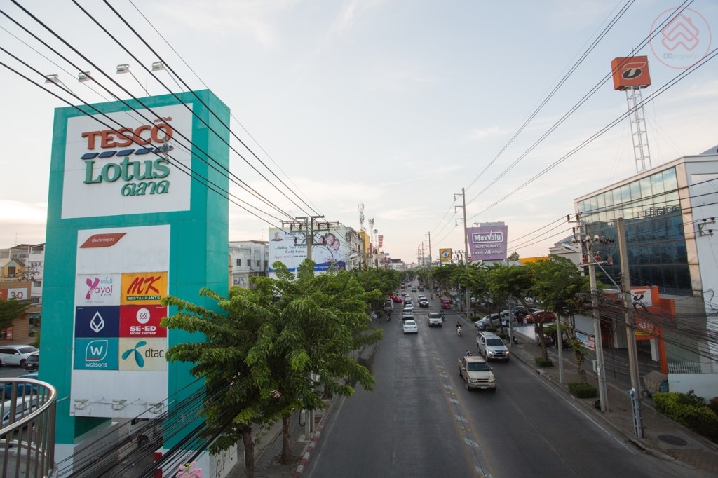 Pracha_Uthit_Area_Insider