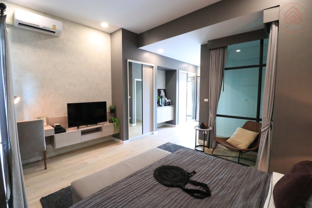 16_The_Metro_Ngamwongwan_Ex_Home