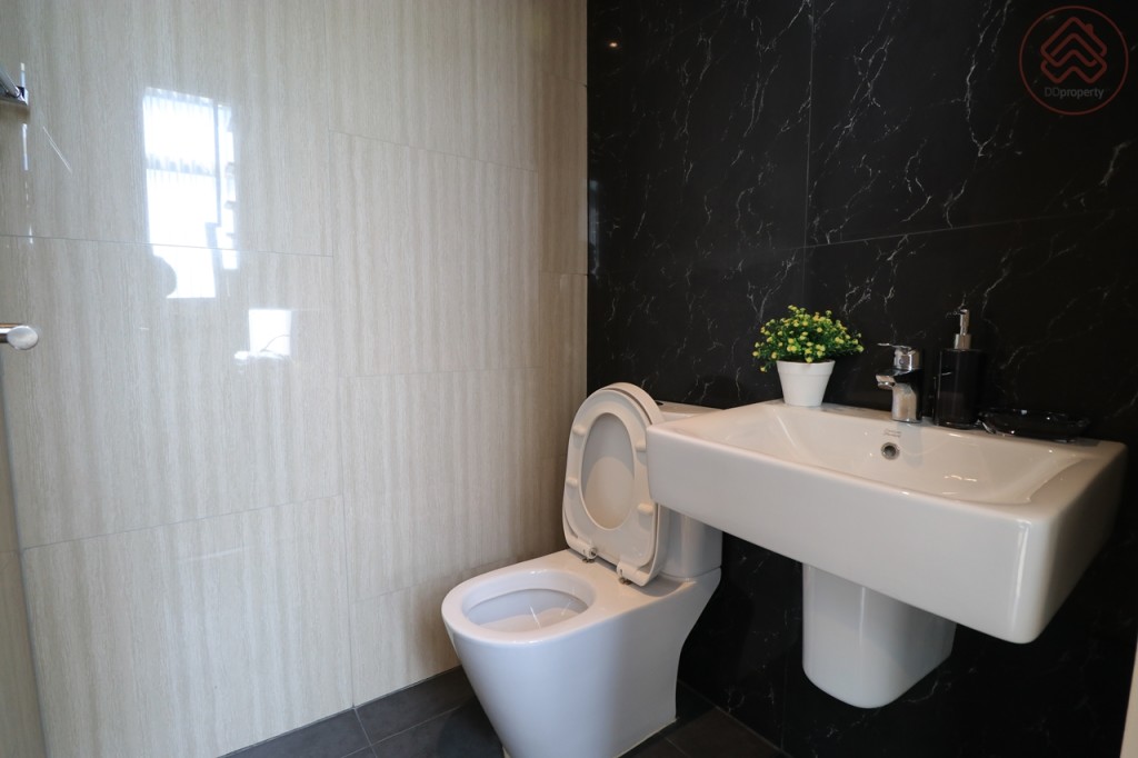 The_Unique_ekkamai_Ramintra_Sukhumvit_62_Room_16