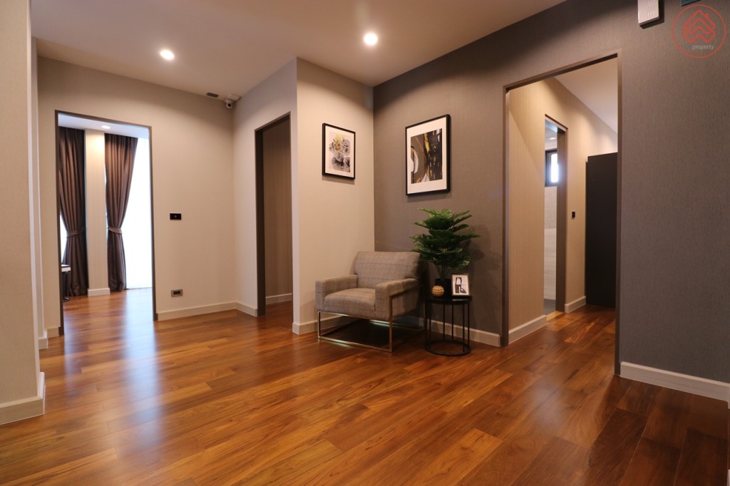 The_Root_Jatujak-Ratchada_Floor_41IMG_9666