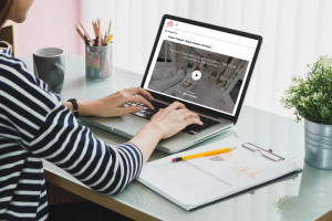  - พาชมบ้านไม่เกิน 4 ล้านโซนบางนา ดูกันแบบ 360 องศา ไม่ต้องออกจากบ้านก็ดูได้