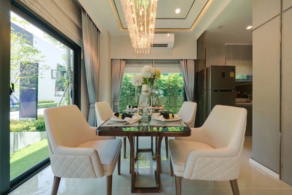 Baan_Klang_Muang_Bangna_Wongwaen8