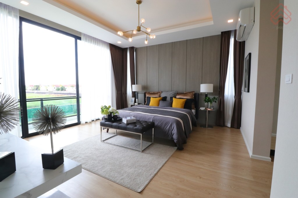 Eternity_Greenwood_Ex_18