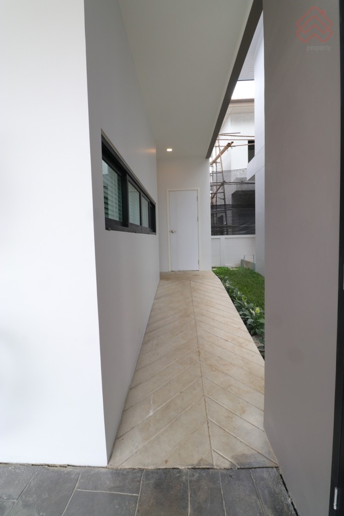 Eternity_Greenwood_Ex_32