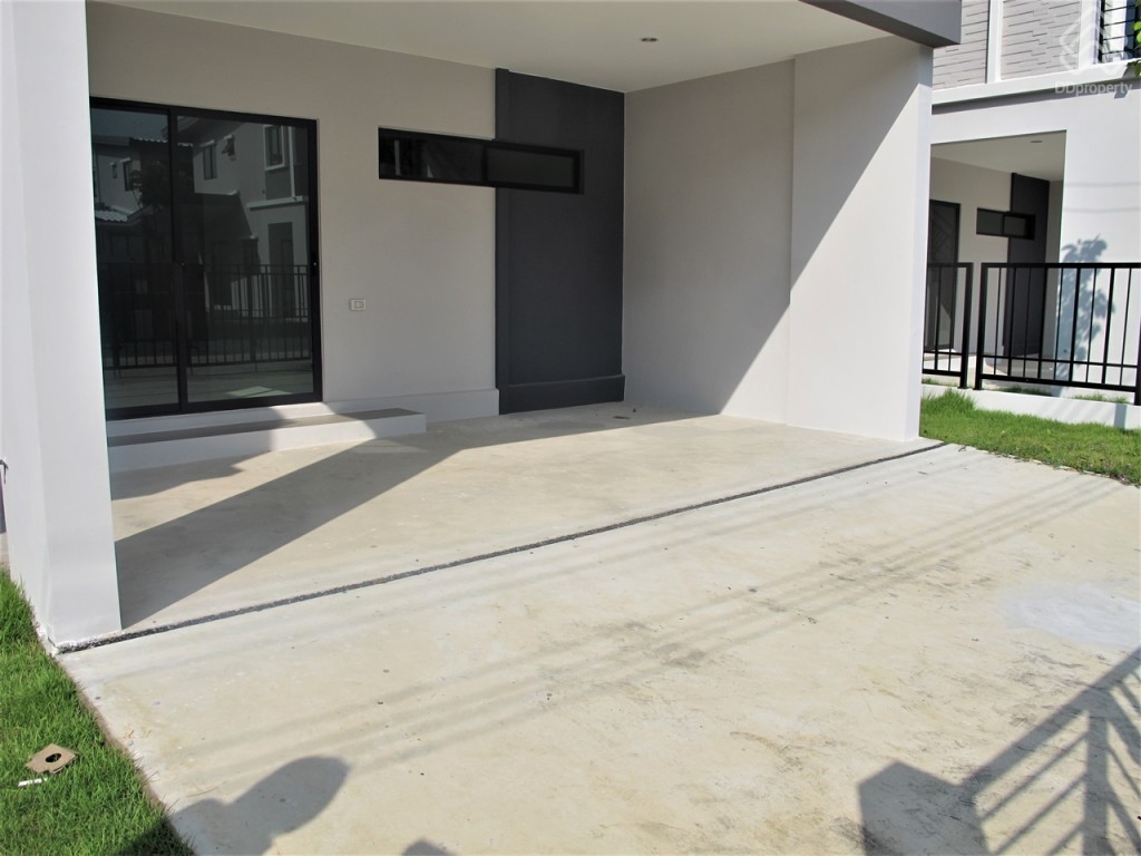 Natura-Trend-Prachauthit-9023.