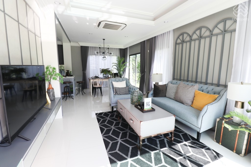 Passorn_Romklao_Ramkhamhaeng_EX_HOME2