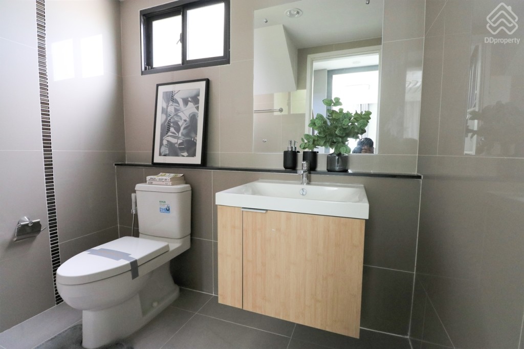 Passorn_Romklao_Ramkhamhaeng_EX_HOME6