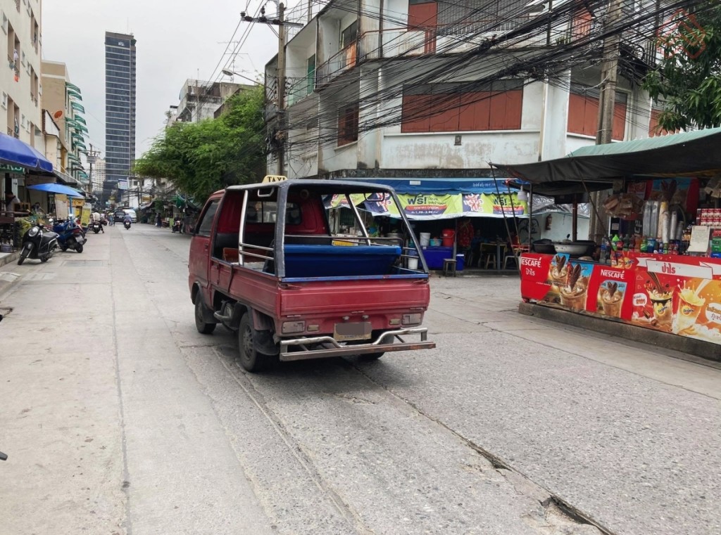 The_Nest_Sukhumvit_71_BuildingThe Nest_Eating2