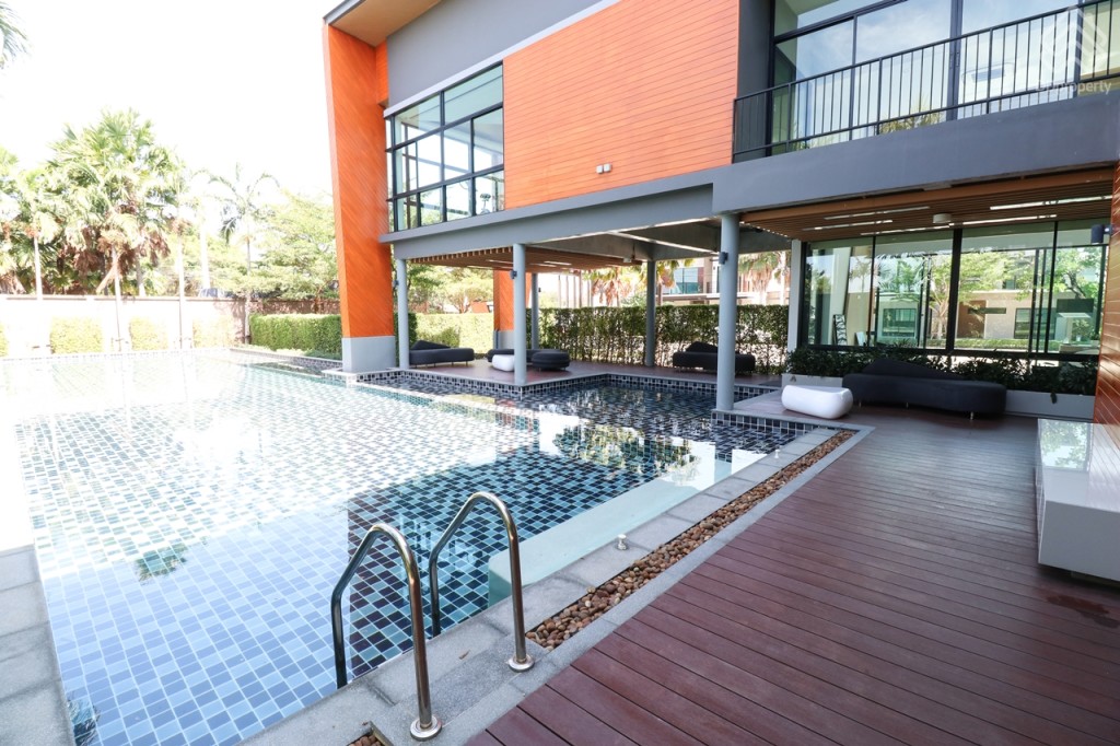 The_Plant_and_netura_trend_Wongwaen_Lumlukka_Klong_5_Perspective2