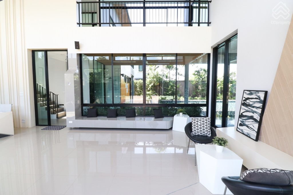 The_Plant_and_netura_trend_Wongwaen_Lumlukka_Klong_5_Perspective3