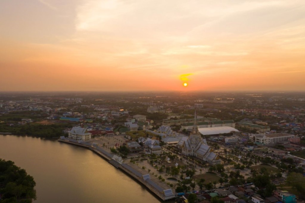 Baan_Marui_Riverside_Perspective14