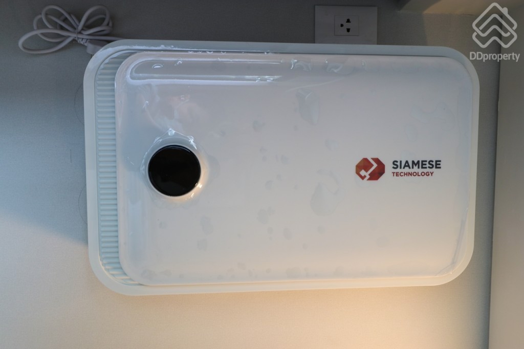 Landmark_grand_station_Room_11