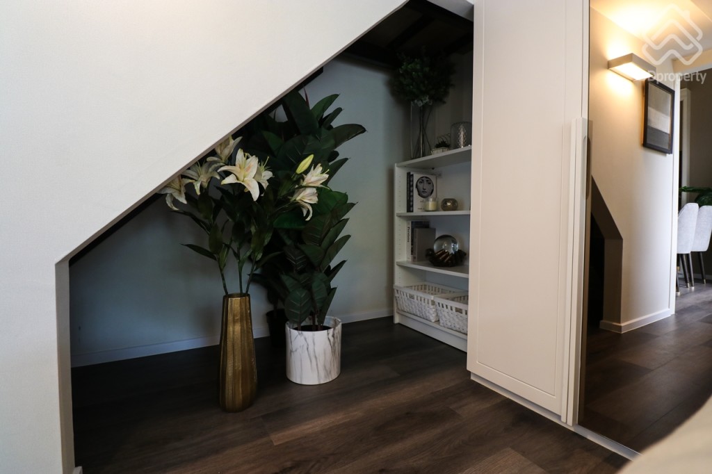 Landmark_grand_station_Room_17