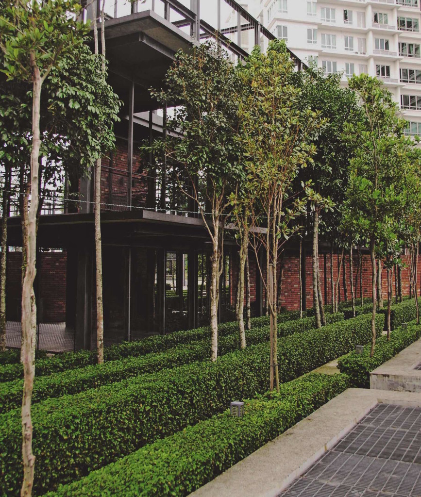 Inspired by the success and concept of the original Riana Green in Tropicana, Riana Green East has similarly devoted a significant area of the development to green landscaping. 