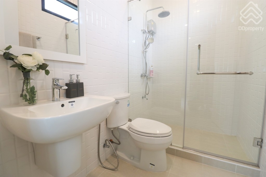 The-Rux-Ramintra-Hathairat-home13