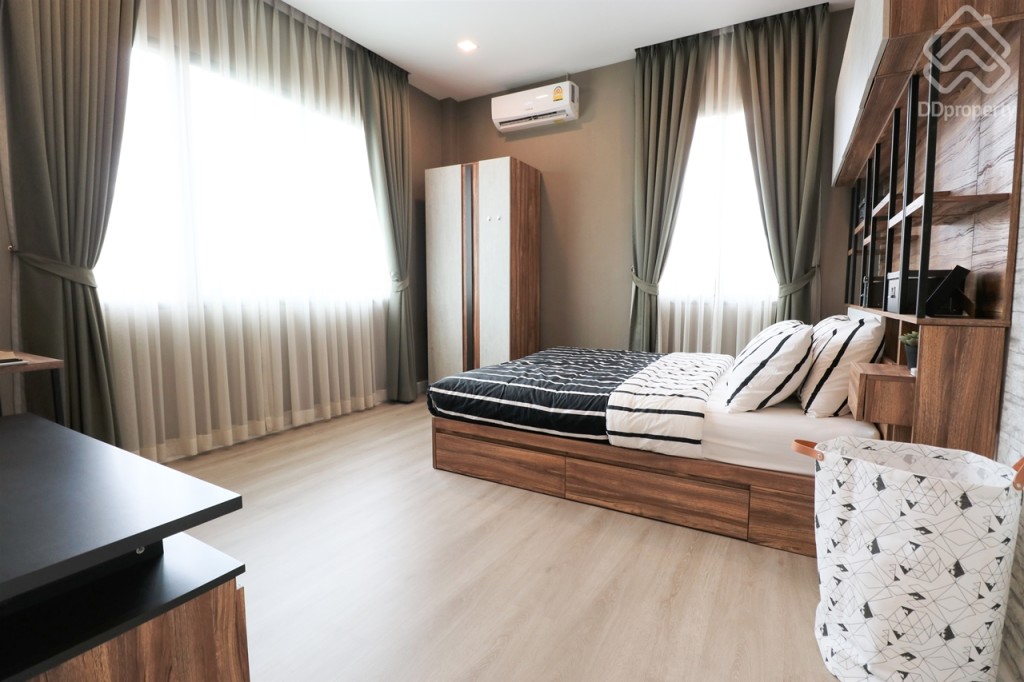 The-Rux-Ramintra-Hathairat-home14