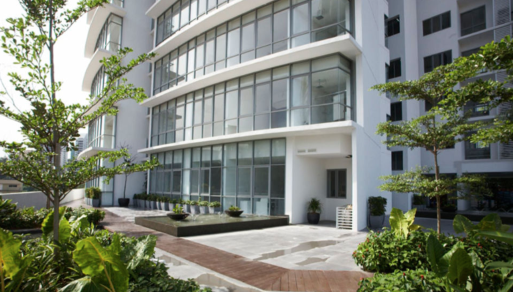 The location of Twins @ Damansara Heights is strategic and ideal, as it sits in the heart of the central business district of Damansara Heights, facing Jalan Damanlela and adjacent to Jalan Johar.