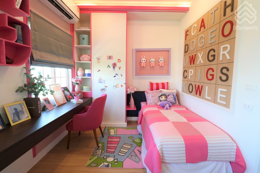 Golden-Town-2-Ramintra-Wongwaen-Home13