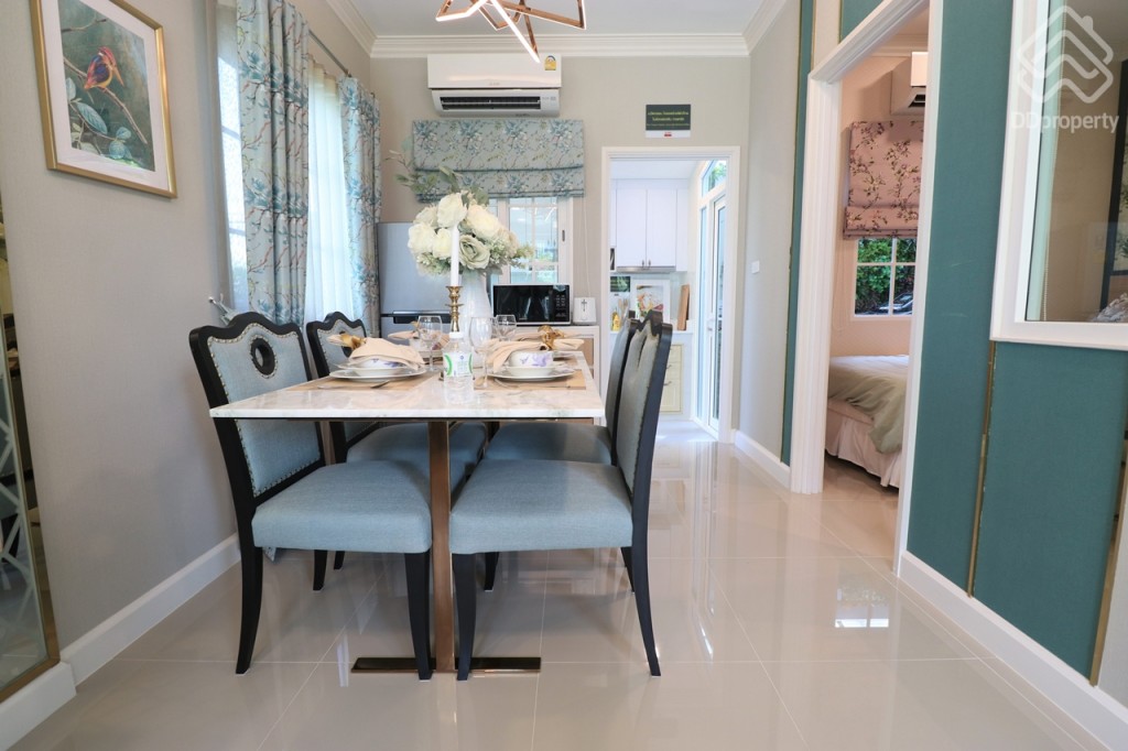 Golden-Town-2-Ramintra-Wongwaen-Home4