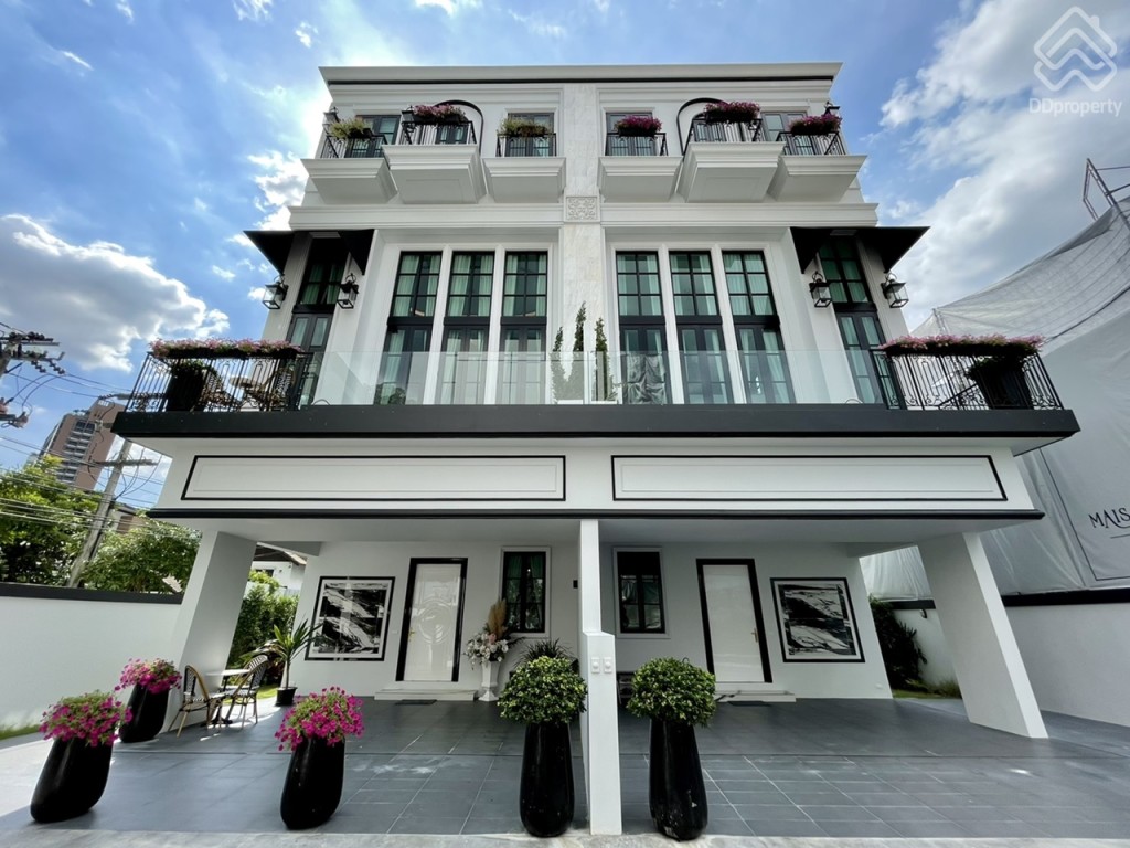 Maisonblanche_Sukhumvit_67_Home1