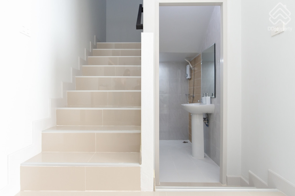 B-Home-Cozy-Tha-ruaReview-13