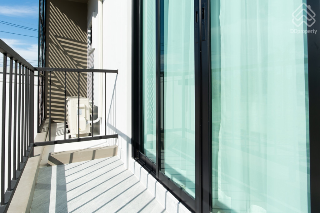 B-Home-Cozy-Tha-ruaReview-27