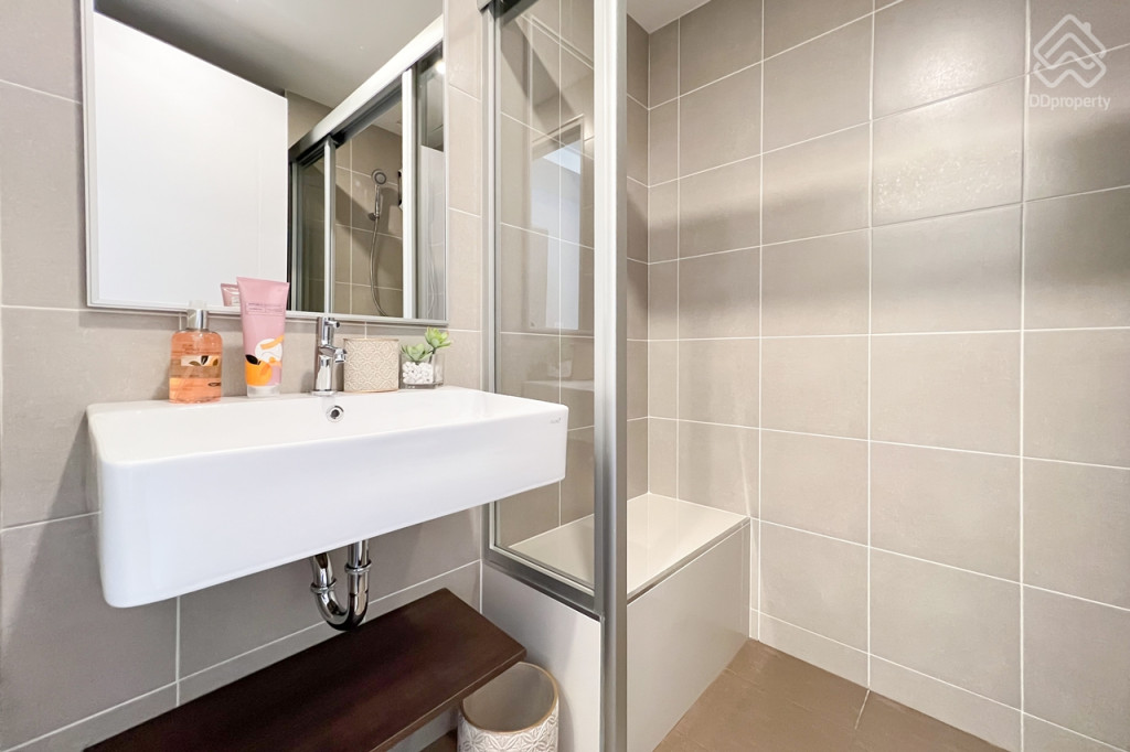 Lumpini-Selected-Charan-65-Sirindhorn-Station-23-SQMREVIEW 23 SQM_5