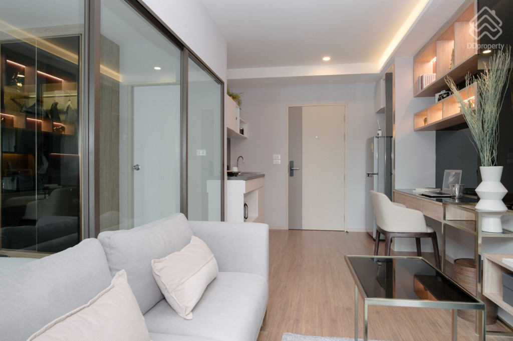 Lumpini-Selected-Charan-65-Sirindhorn-Station-28-SQMREVIEW 28 SQM_4