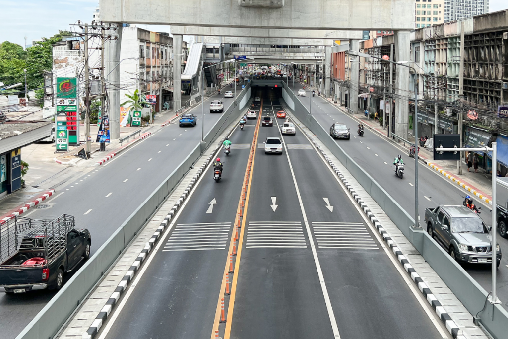 Lumpini-Selected-Charan-65-Sirindhorn-Station-PerspectiveC