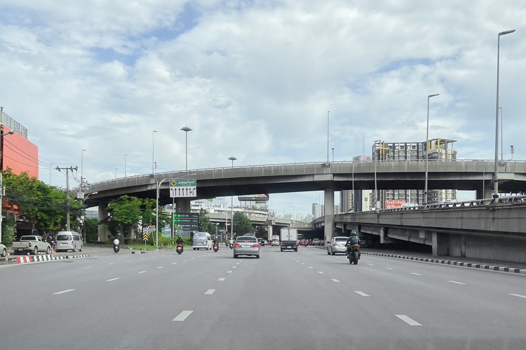 Review-Condo-LPN-Place-168-Pinklao-PerspectiveCC