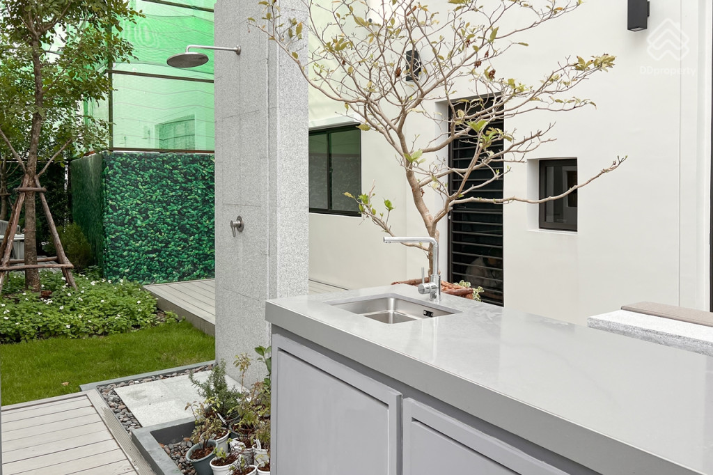 AERIE-Srinakarin-Krungthep-Kreetha-House-LexingtonReview_29