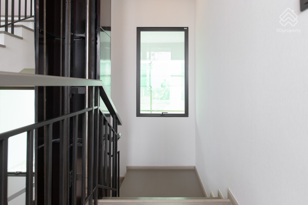 AERIE-Srinakarin-Krungthep-Kreetha-House-LexingtonReview_30