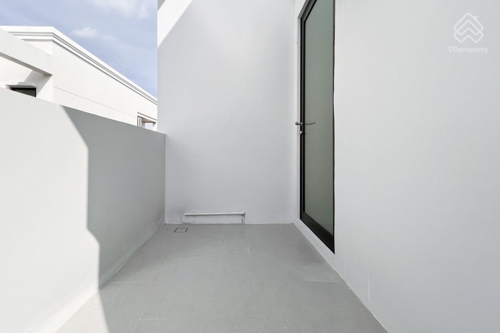 AERIE-Srinakarin-Krungthep-Kreetha-House-LexingtonReview_52