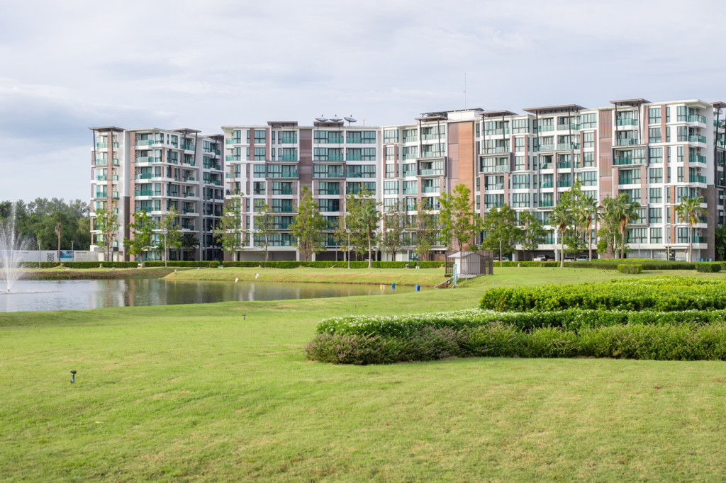 Royal-Lee-The-Terminal-PhuketAA