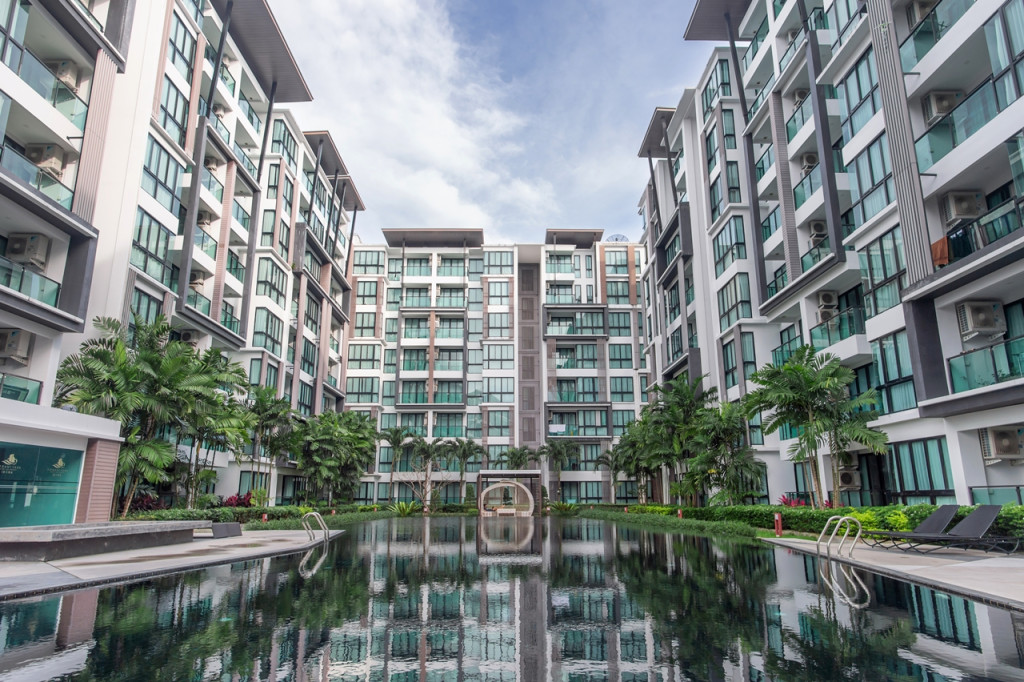 Royal-Lee-The-Terminal-PhuketBB