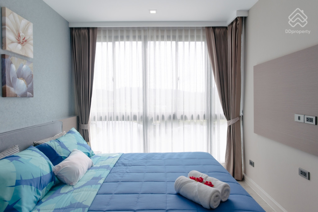 Royal-Lee-The-Terminal-PhuketReview_1 Bedroom-14