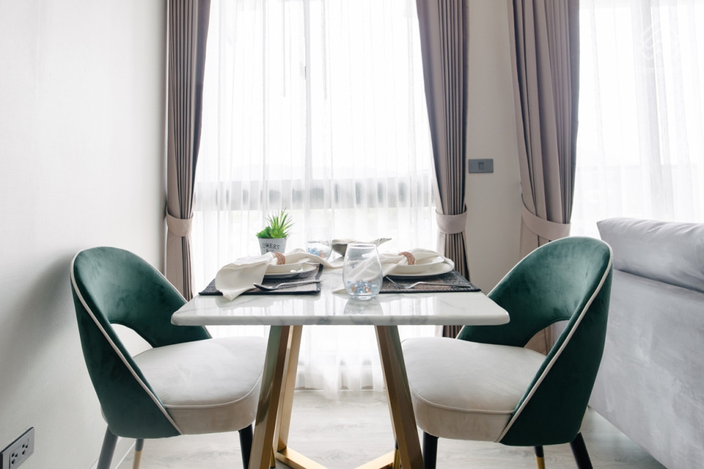 Royal-Lee-The-Terminal-PhuketReview_1 Bedroom-9