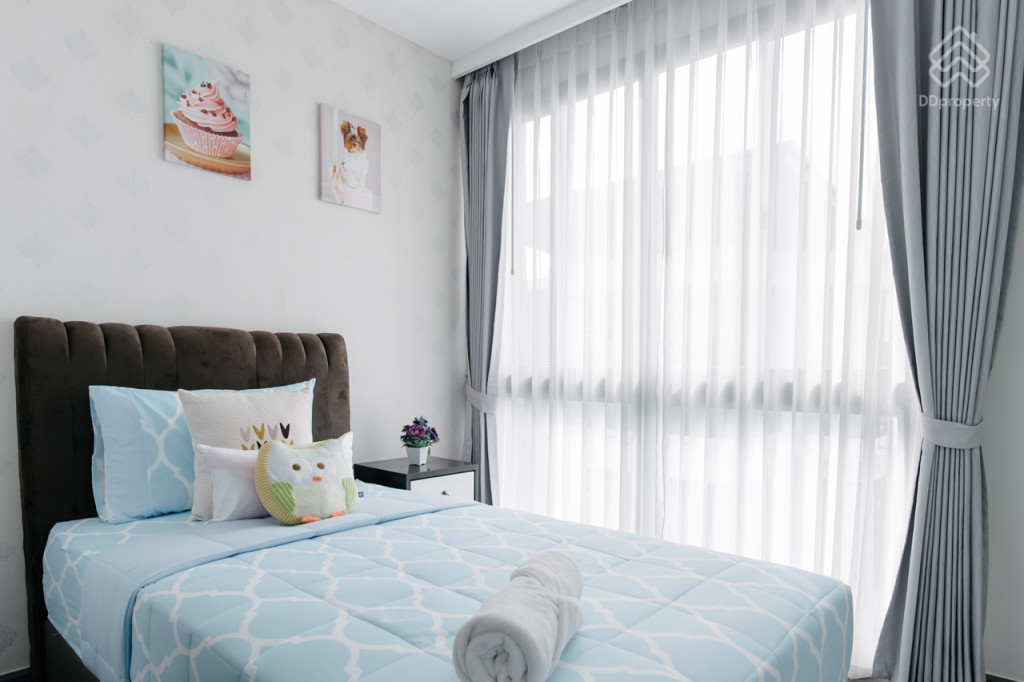 Royal-Lee-The-Terminal-PhuketReview_2 Bedroom-11