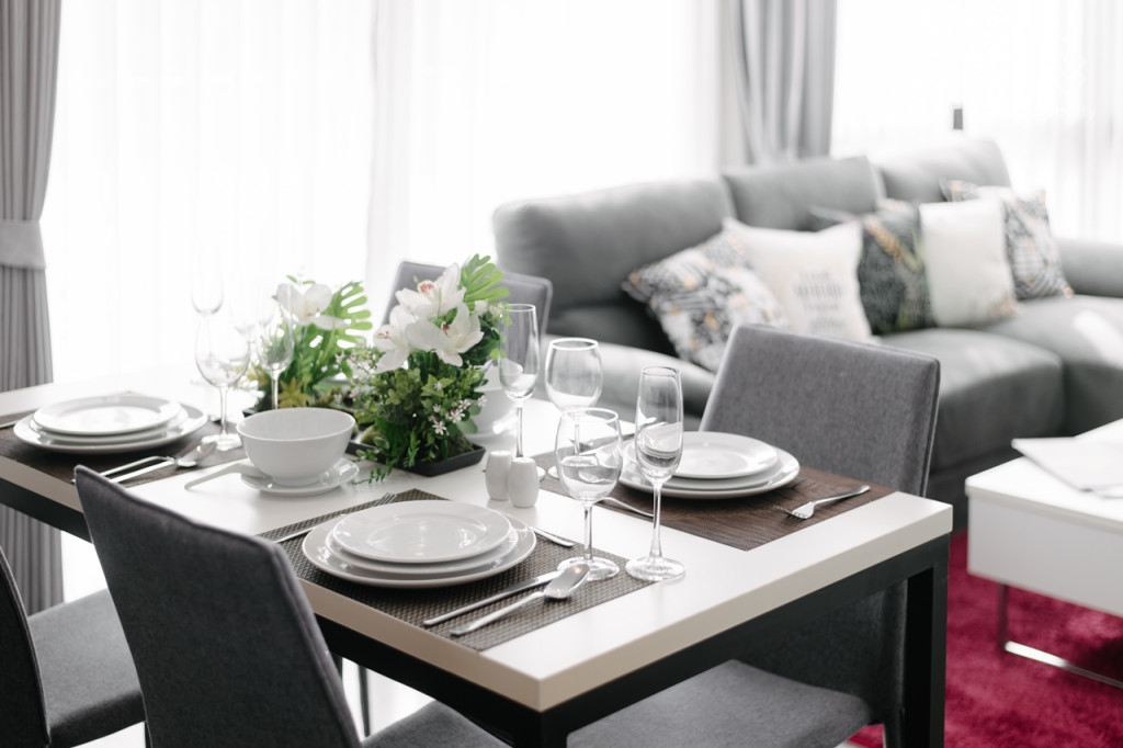 Royal-Lee-The-Terminal-PhuketReview_2 Bedroom-4