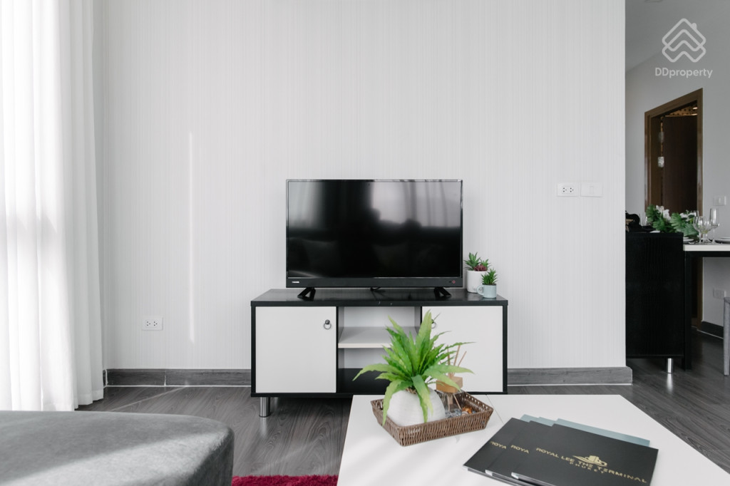 Royal-Lee-The-Terminal-PhuketReview_2 Bedroom-6